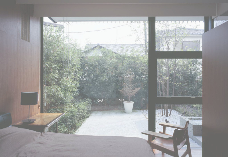 スキマのある家寝室